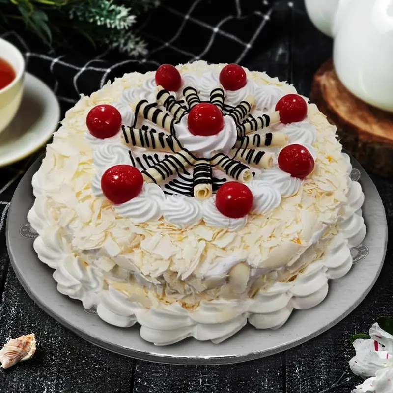 **Premium White Forest Cake Delight**