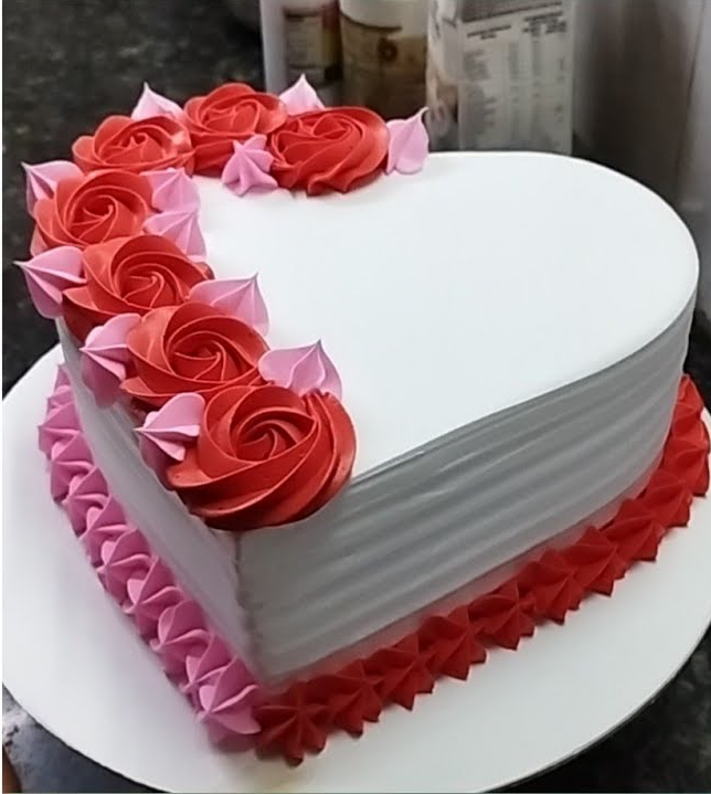 Heart Shaped Vanilla Cream Cake