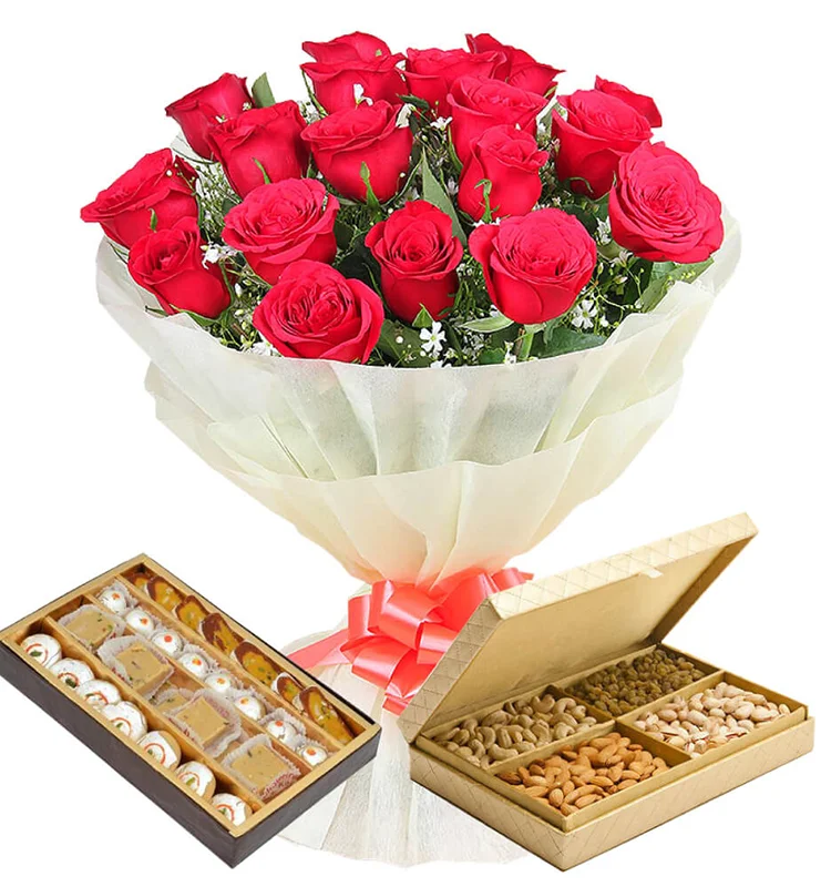 Premium Roses & Delights Box