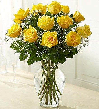 12 Yellow Roses in Glass Vase 💛🌹