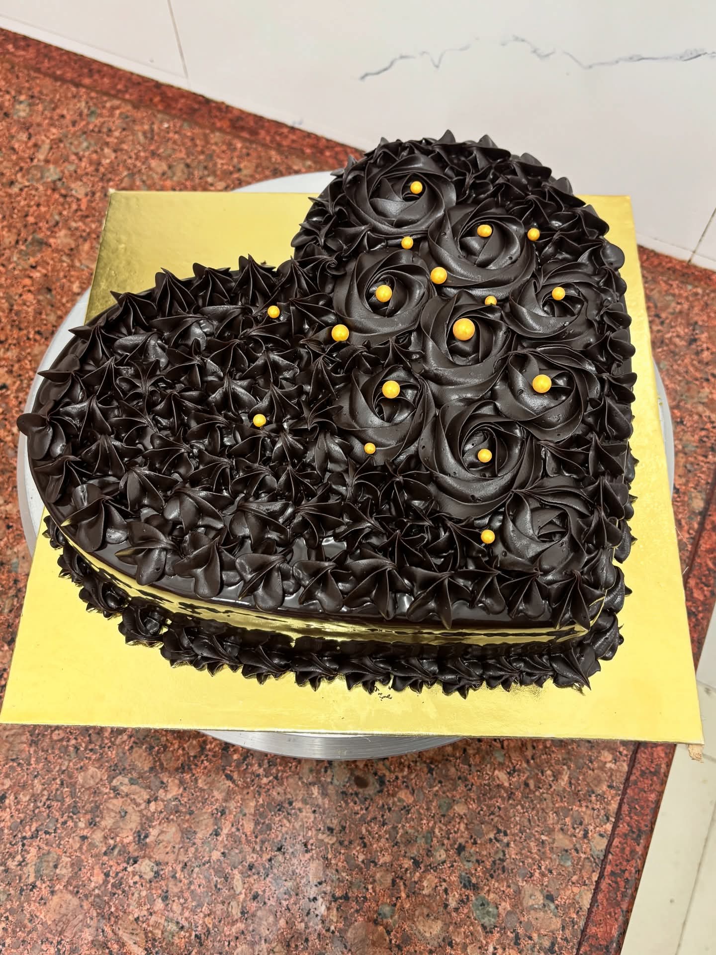 Royal Noir Chocolate Heart