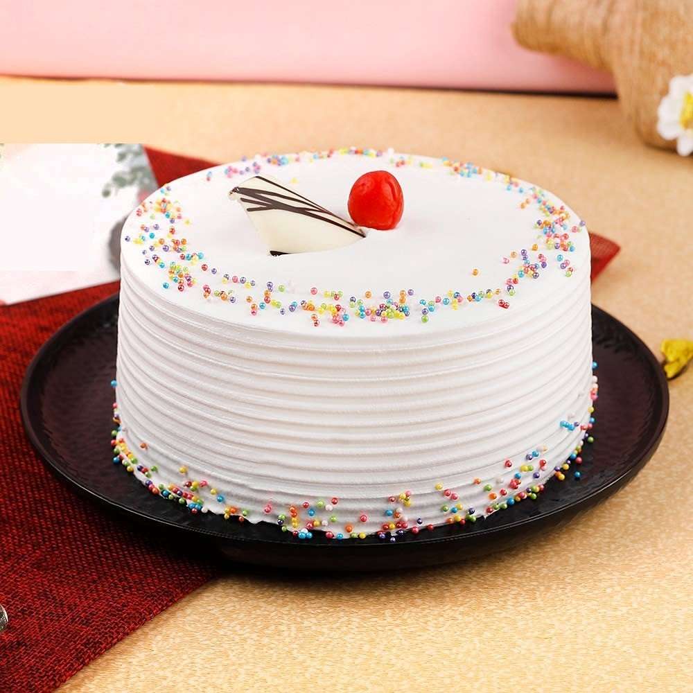 Classic Vanilla Celebration Cake (1 Pound) 🎂
