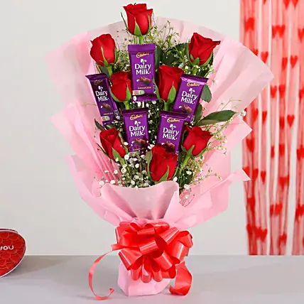 Sweet Romance Bouquet (8 Roses + 5 Dairy Milk)