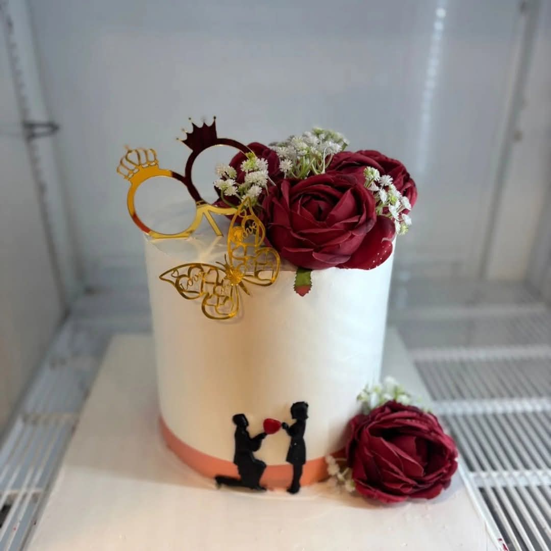 Rose Vanilla Romance Cake (1 lb)